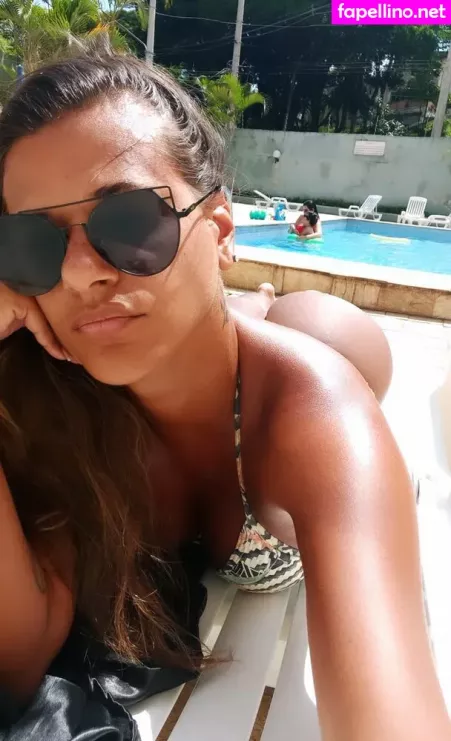 Caiala Tavares OnlyFans Thumbnail #uOMIuS8Xco