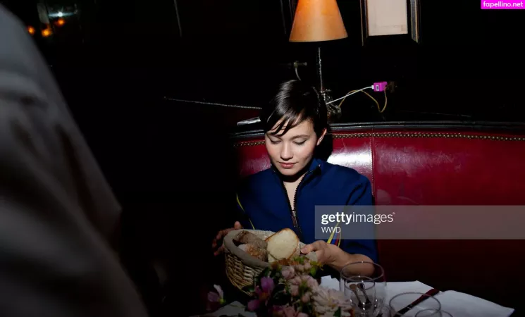 Cailee Spaeny OnlyFans Thumbnail #rMUdhBnRsN