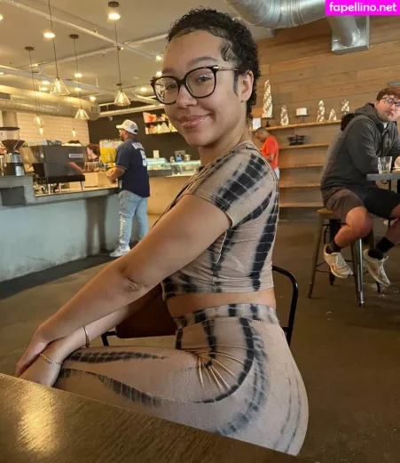 Caileneasely OnlyFans Thumbnail #TpJL4VanHo