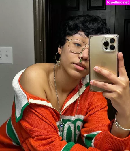 Caileneasely OnlyFans Thumbnail #URPKZOaEty