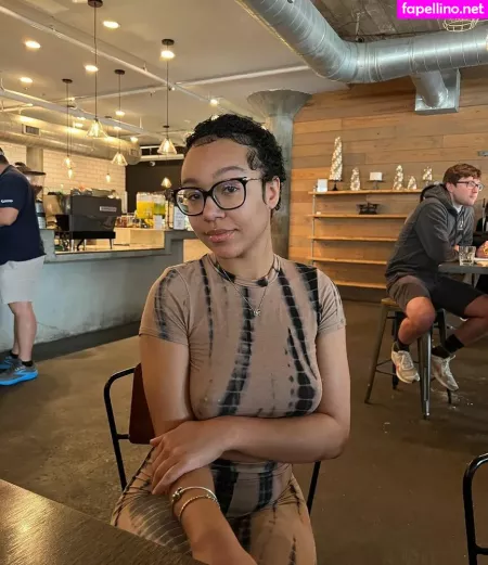 Caileneasely OnlyFans Thumbnail #nIqTAZy2c7