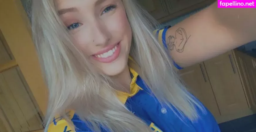 Caitlin Beevers OnlyFans Thumbnail #7O5PNKssBi