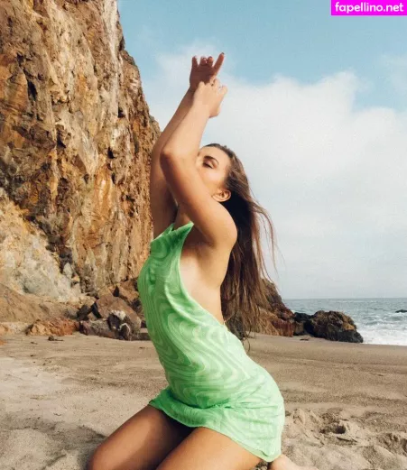 Caitlin Carmichael OnlyFans Thumbnail #K8B5FUwCt9