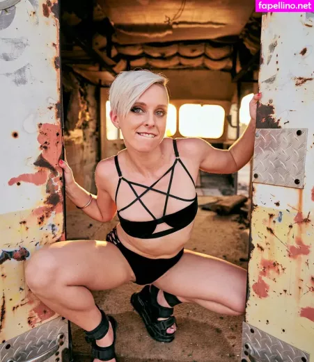 Caitlin V Neal OnlyFans Thumbnail #YwSBNQb1VZ