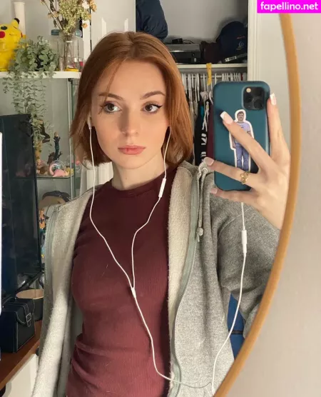 Caitlin OnlyFans Thumbnail #AA8Si7hrAL