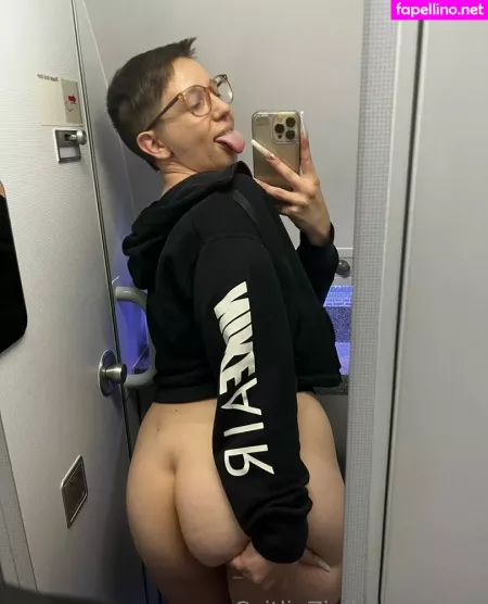 Caitlinzielinskifree OnlyFans Thumbnail #X1ad7iYE7L