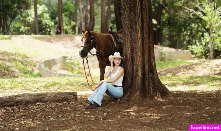 Caitlyn Stave OnlyFans Thumbnail #PbMw046Asd