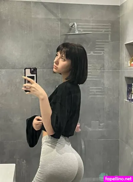 Caitlynkirammana OnlyFans Thumbnail #G2tYbXBTCK