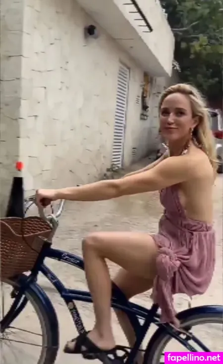 Caity Lotz OnlyFans Thumbnail #ZsJAbYYIVG