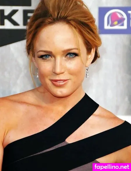 Caity Lotz OnlyFans Thumbnail #yDWybn1A7N