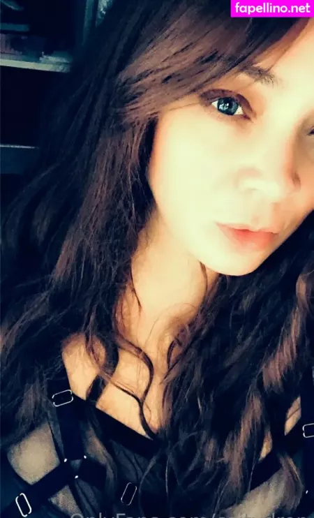 Caitydrop OnlyFans Thumbnail #4TxIg7ITd6
