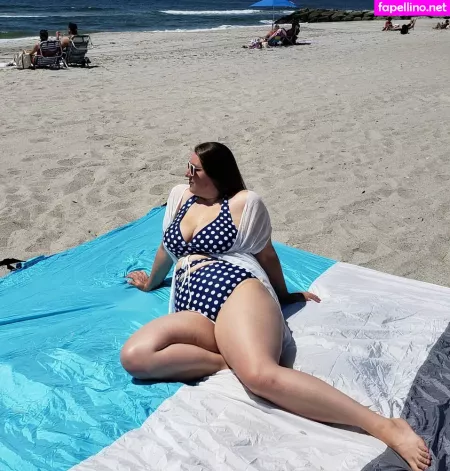 Caityy Cakesss OnlyFans Thumbnail #2xD9yYkEyT