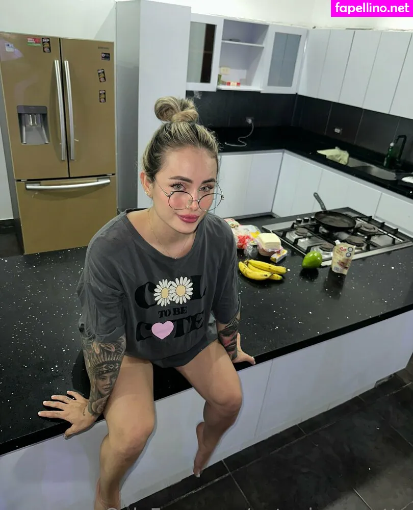 Antonia Savatto, antonia_savatto, calabaza_cutie Nude Leaked OnlyFans Photo #6PM2GGhPFY