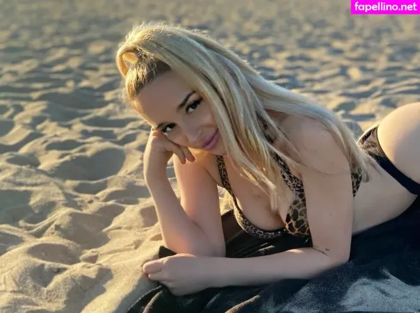 Cali Honeyy OnlyFans Thumbnail #w7roBIsbt0