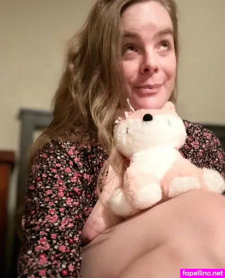 Calibellalala OnlyFans Thumbnail #1a8bNh1XC9