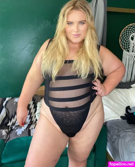 Caliblonde119 OnlyFans Thumbnail #GZboGZXJXx