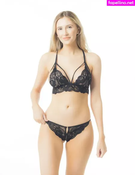 Calicassiel OnlyFans Thumbnail #zoYKukOfJJ