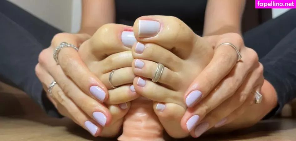 Caliupe Feet OnlyFans Thumbnail #GGePnnEBad