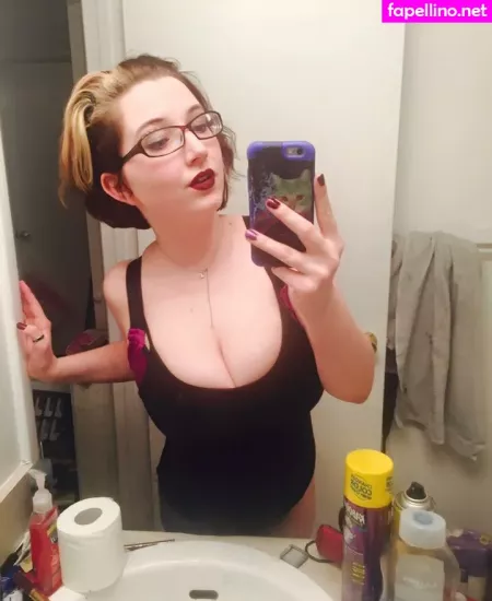 Calliope Rossi OnlyFans Thumbnail #CJdAGf0kbY