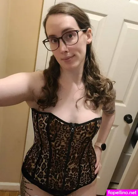 Calliopestonefree OnlyFans Thumbnail #BqASATYdHr