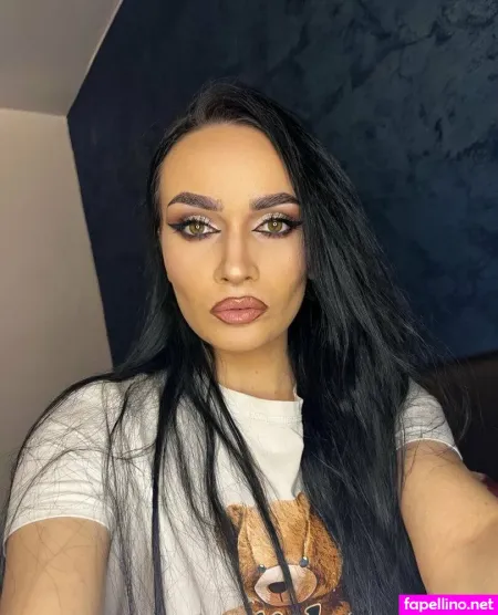 Callistaswan OnlyFans Thumbnail #JsNKn4ZtAD