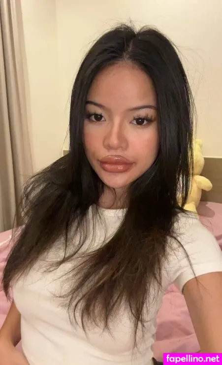 Callmemia1 OnlyFans Thumbnail #qWbWV7YnM7