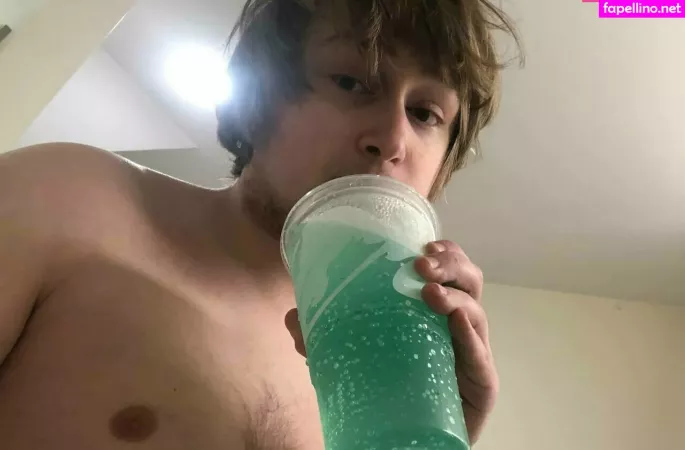 Caloriccutie OnlyFans Thumbnail #ZcbN78Wudm