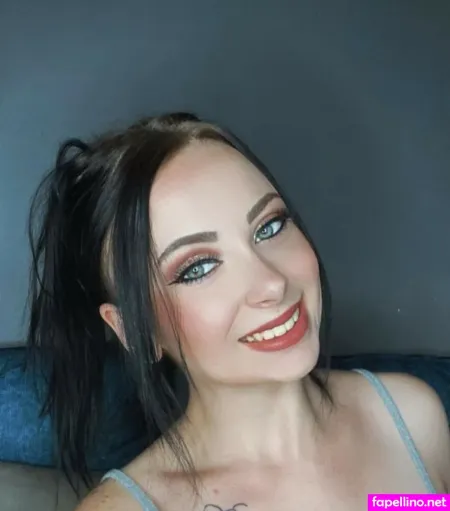 Cam Tyla OnlyFans Thumbnail #fQOW6uURMM