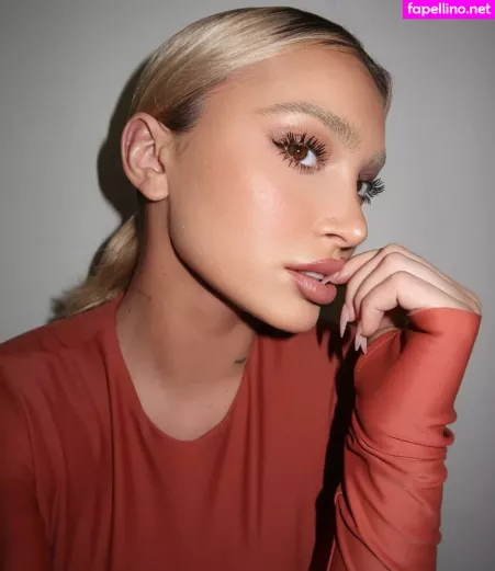 Camaryn Swanson OnlyFans Thumbnail #APzQzNGmNj