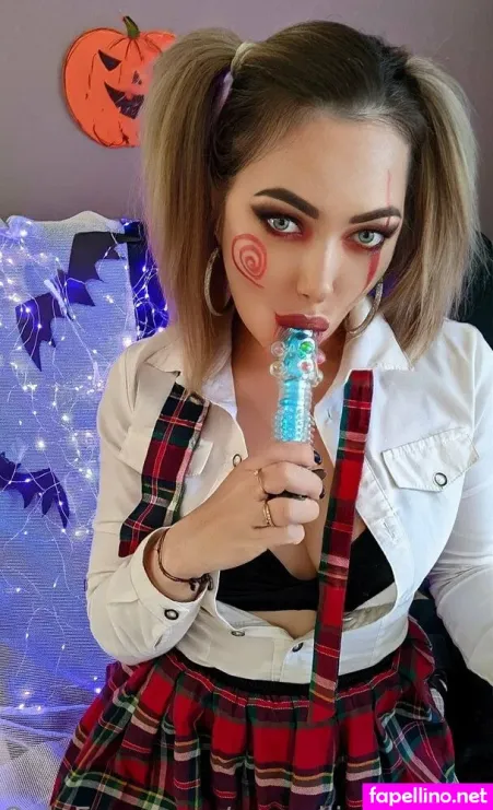 Camellia Home OnlyFans Thumbnail #H4Y560gVz8