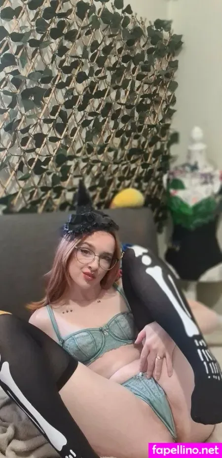 Camgirl Iris OnlyFans Thumbnail #Sy6kkl5O1V