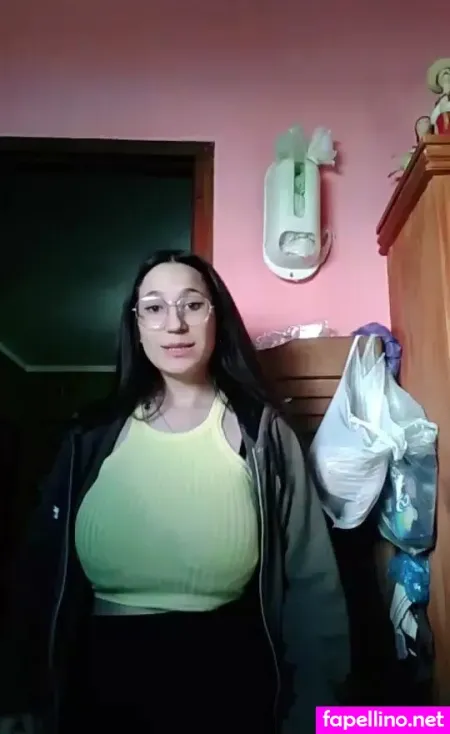 Cami Howden OnlyFans Thumbnail #wBhOINufBo