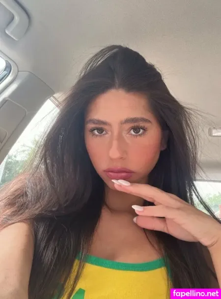 Camila Ferreira OnlyFans Thumbnail #4LrB8IMRec