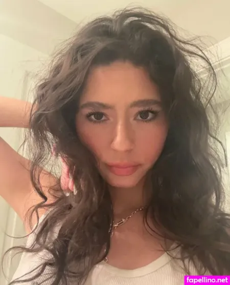 Camila Ferreira OnlyFans Thumbnail #r2v2ezI0Ft