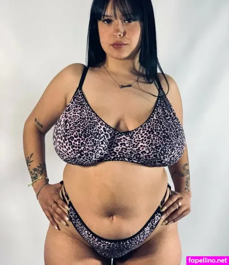 Camila Leguizamon OnlyFans Thumbnail #P6TikeW0wm