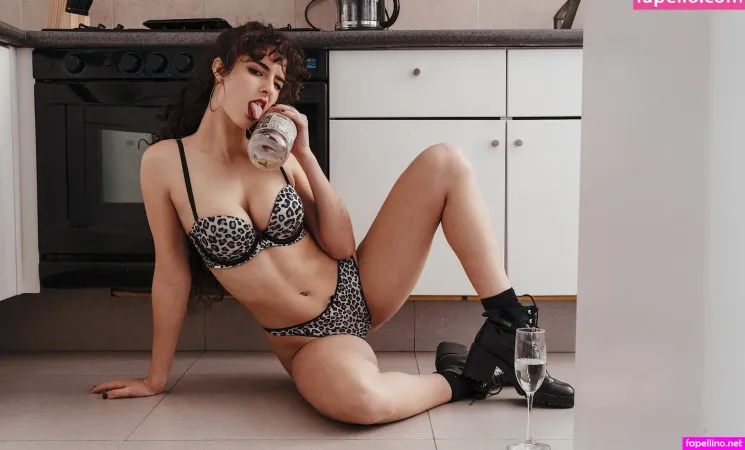 Camila Marana OnlyFans Thumbnail #JLbM5TVRz2