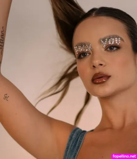 Camila Mayrink OnlyFans Thumbnail #VLbDG1QOeJ