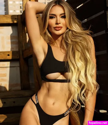 Camila Mesquita OnlyFans Thumbnail #Mm6oi0OIyj