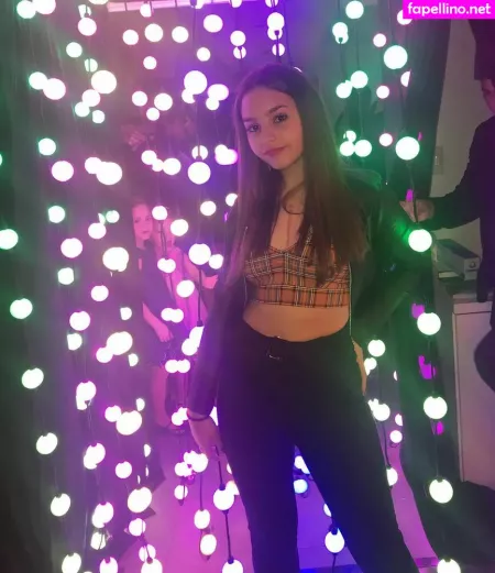 Camila Nerea Gonzalez OnlyFans Thumbnail #R1nG1RNJKd