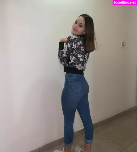Camila Nerea Gonzalez OnlyFans Thumbnail #e5JSwiUO49