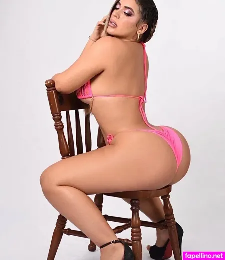 Camila Patio OnlyFans Thumbnail #X8rI1QD3Ro