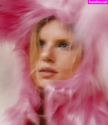 Camila Queiroz OnlyFans Thumbnail #5zFX0GIxus