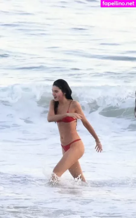 Camila Queiroz OnlyFans Thumbnail #ESQPRlZBJi