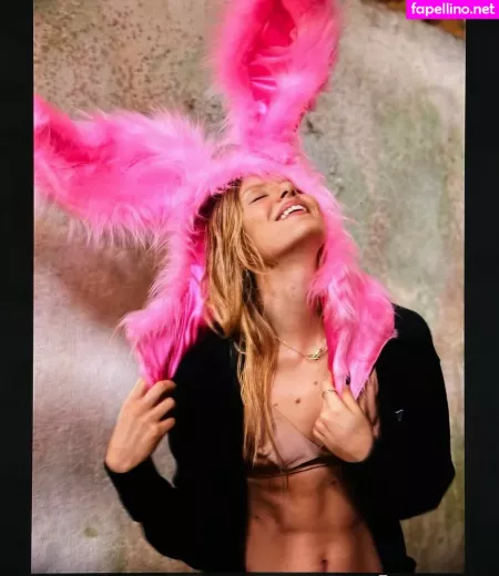 Camila Queiroz OnlyFans Thumbnail #qBcnK6k1ae