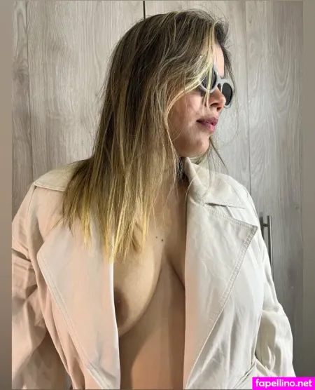 Camilavale OnlyFans Thumbnail #DW0hyvrrZb