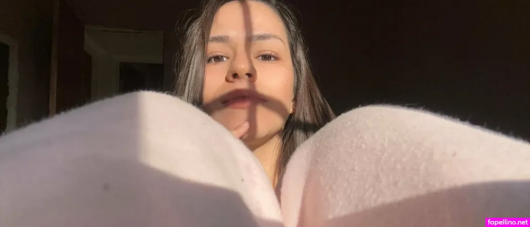 Camile2303 OnlyFans Thumbnail #QPOlIjqcXm