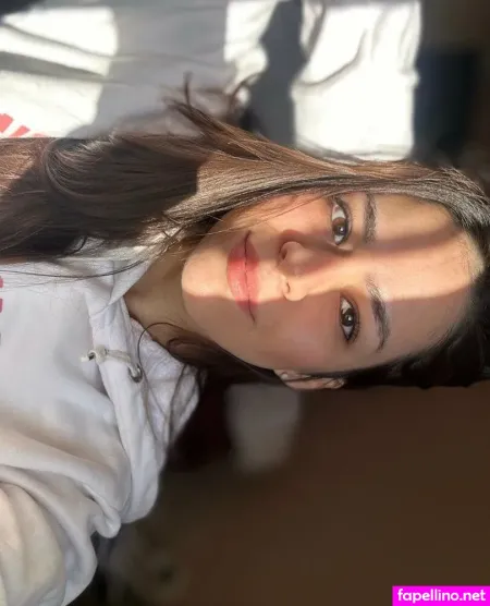 Camile2303 OnlyFans Thumbnail #oInKuu4S7L