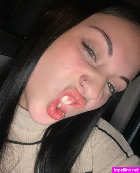 Camiliacamomile OnlyFans Thumbnail #3fMvnQnYuF