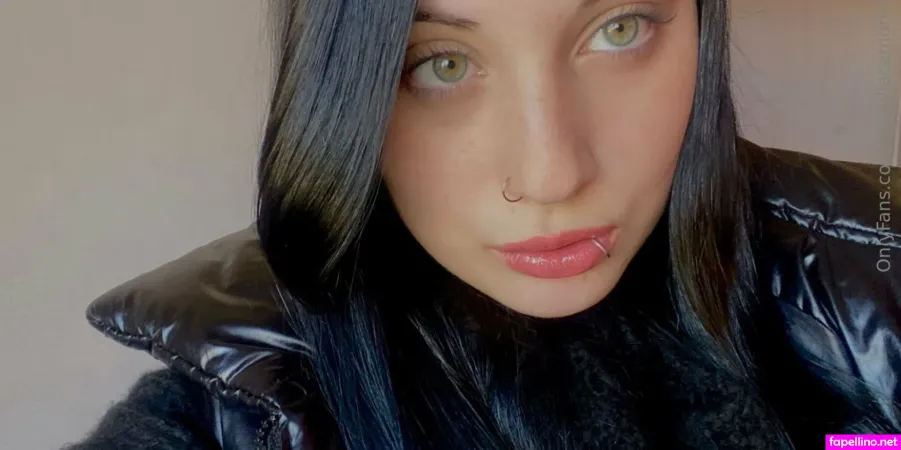 Camiliacamomile OnlyFans Thumbnail #HgIjqYGr3R