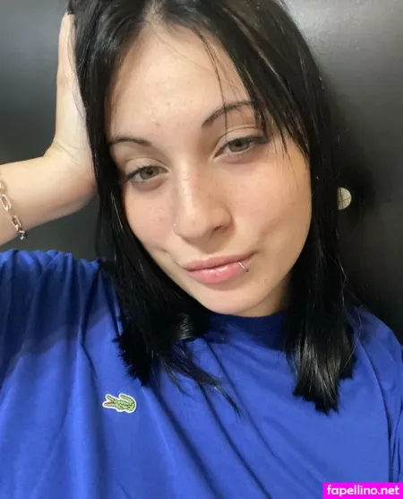 Camiliacamomile OnlyFans Thumbnail #qZ7KUdSdmu